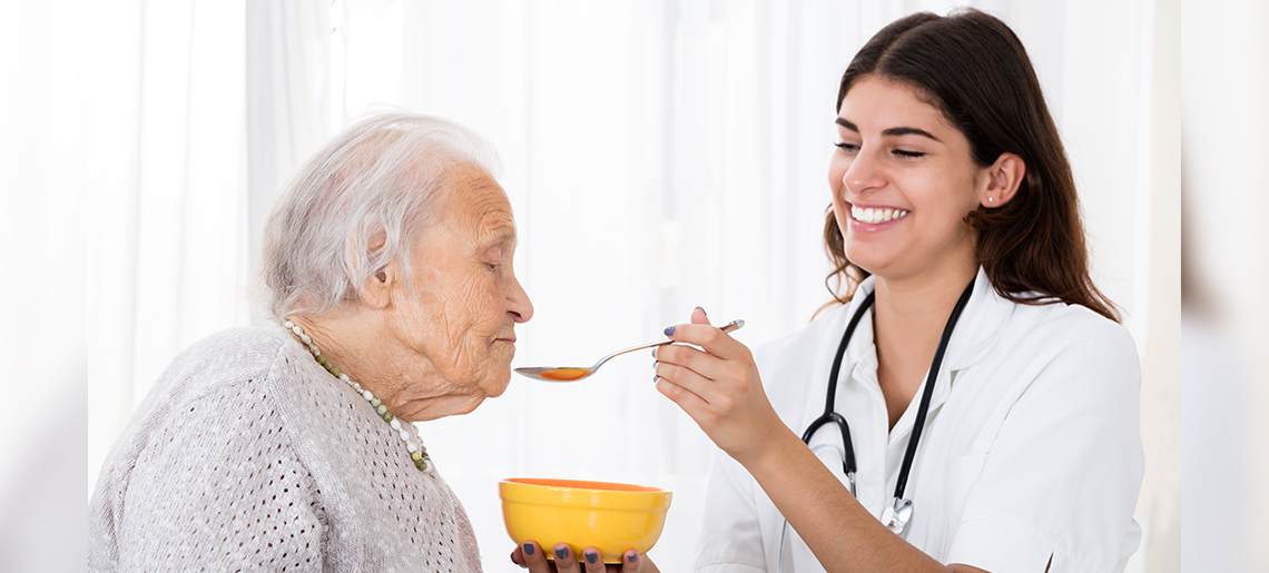Feeding a Patient with Dementia