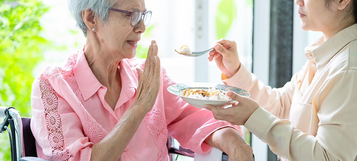 5 Ways to Improve Nutrition in the Elderly | Samvedna Care