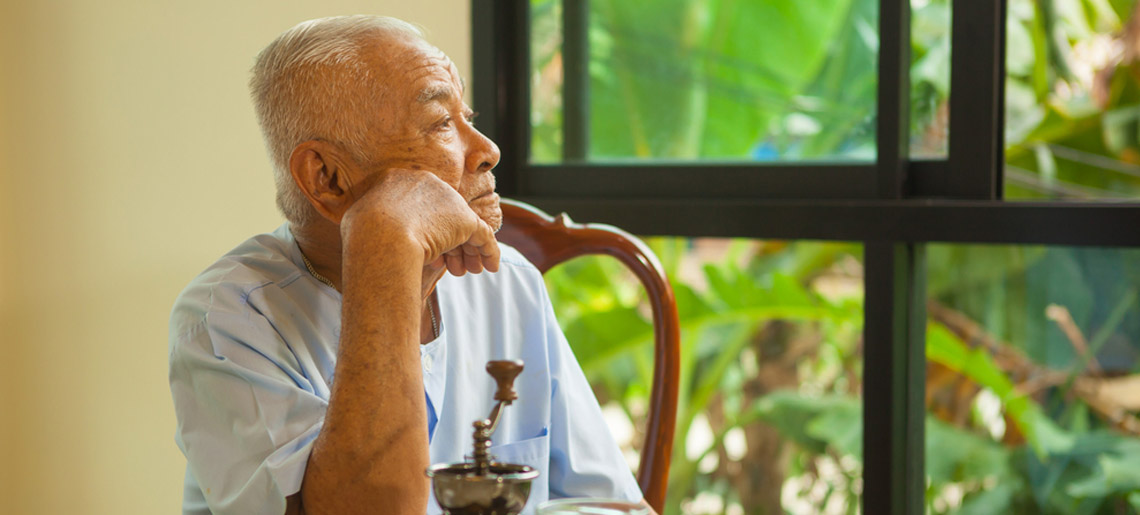 Signs of mental health issues in the elderly and how to deal with them