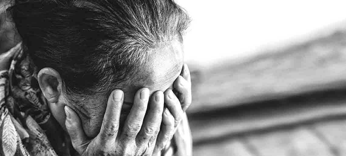 Common Elderly Mental Health Issues: Causes, Cure and Care