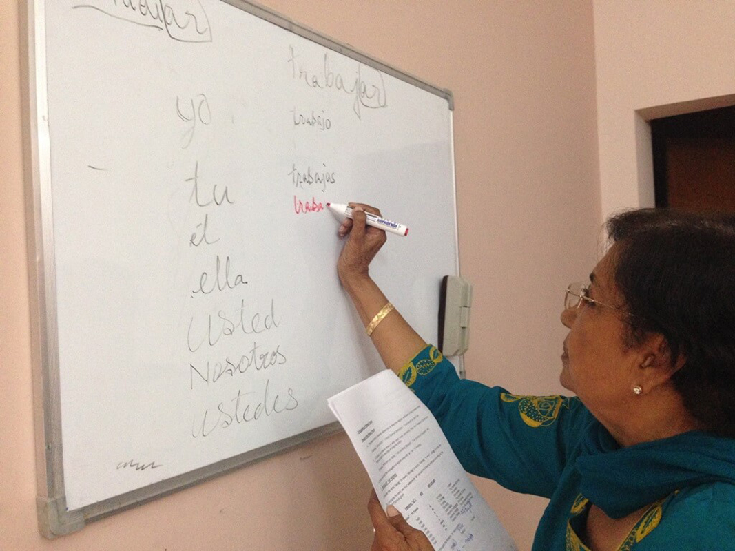 Spanish Classes | Samvedna Senior Care