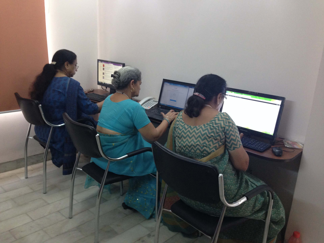 Computer Classes | Samvedna Senior Care